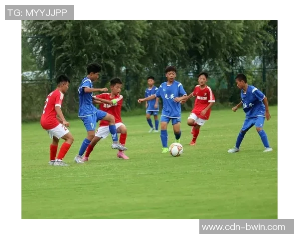 精彩足球赛事视频集锦尽享激情瞬间回顾赛场巅峰对决与经典时刻 精彩足球赛事视频集锦尽享激情瞬间回顾赛场巅峰对决与经典时刻